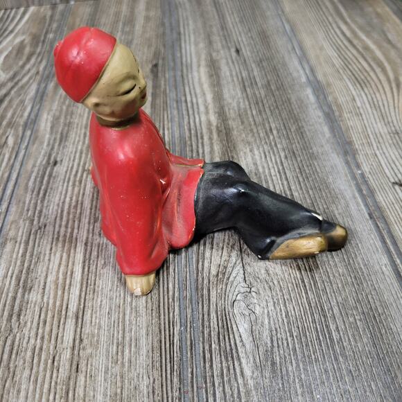 2 Vintage Chalkware Figurines, Asian Decor Sitting Lounging - Picture 7 of 8